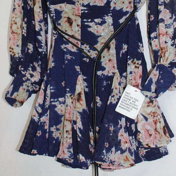 ASOS DESIGN Curve high neck pleated jacquard mini dress with godet detail Sz 4 - Picture 7 of 9